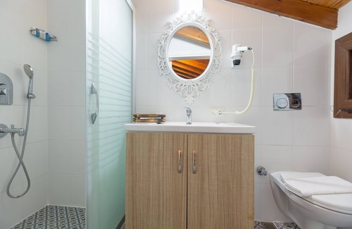 Karaburun Hotel | Tasada Otel