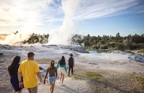 Rotorua Resort | Tasman Holiday Parks - Rotorua