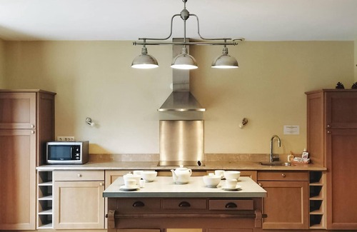 Saint-Laurent-de-la-Cabrerisse House | Tasteful and inviting holiday home in a charming holiday home estate.
