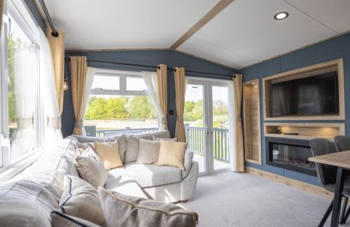 Tattershall House | Tattershall Lakes Country Park
