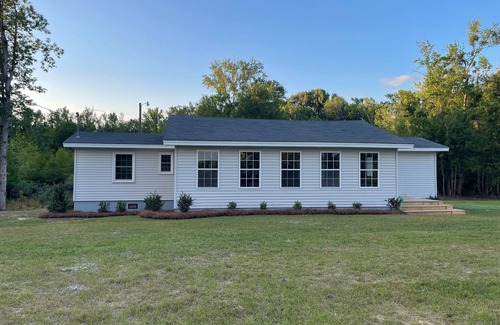 Summerton House | Taw Caw Creek Rental - perfect for fishermen - NO PETS