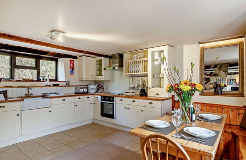 Bodmin House | Tawnawood - Two Bedroom House, Sleeps 4