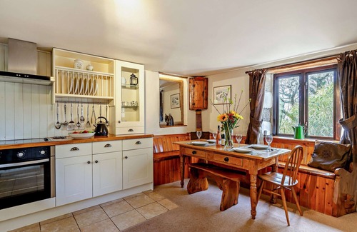 Bodmin House | Tawnawood - Two Bedroom House, Sleeps 4