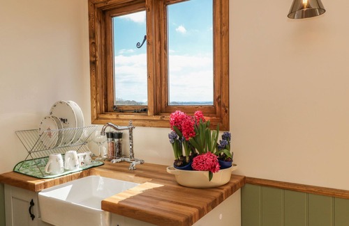 Crediton Cottage | Tawny