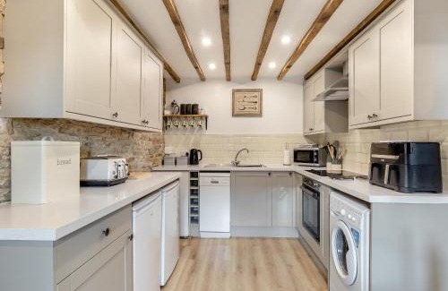 Cutthorpe House | Tawny Owl Barn