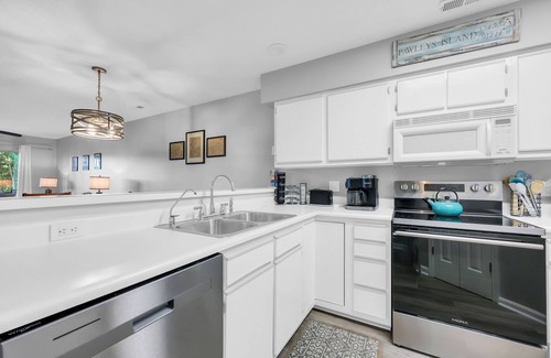 Pawleys Island Condo | *TB 12C* Updated Two Bedroom/Two Bath unit in True Blue "Pawleys 19th Hole"
