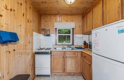 Phelps House | TB5 Thunder Bay Resort Cabin5