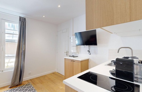 Quartier du Mail Apartment | TBS 16 - Elegant studio in Montorgueil district
