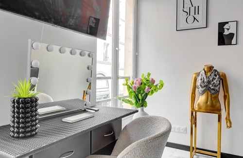 Quartier du Mail Apartment | TBS 337 - Elegant apartment in Paris