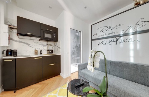 Saint-Merri Apartment | TBS 76 - Superb studio in the Marais district