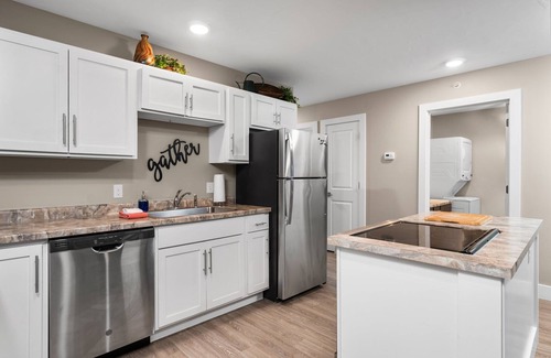 Traverse City Apartment | TC Parkside G: Spacious 2BR Condo