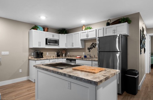 Traverse City Apartment | TC Parkside G: Spacious 2BR Condo