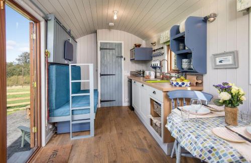 Bowsden House | Teasel Shepherd's Hut
