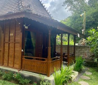 Mambal Villa | Tebeduwe Joglo Villa