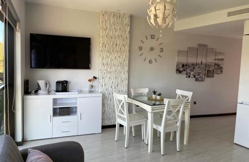 Cordoba Apartment | TECNOCORDOBA II aparcamiento privado gratuito y piscina