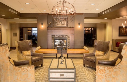 New Town Hotel | Teddy's Residential Suites New Town