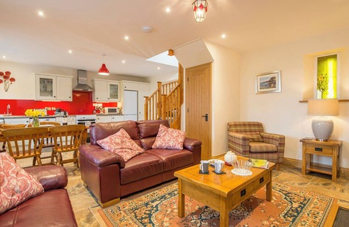 Tan-y-groes Cottage | Teifi, Holiday Cottage Penwern Fach, Cenarth, Sleeps 5, 2 bedrooms, bathrooms