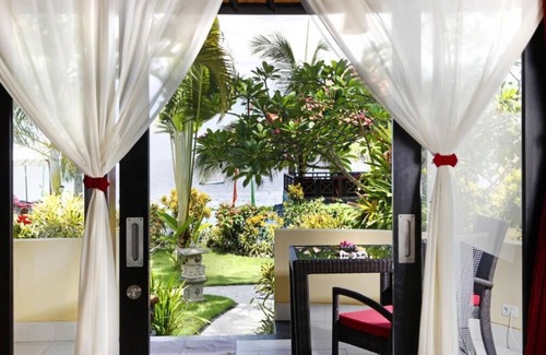 Penuktukan Hotel | Teluk Karang Dive and Spa Resort Bali