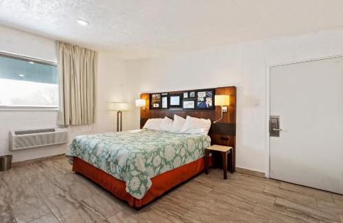 Ogden Hotel | Temple View Inn
