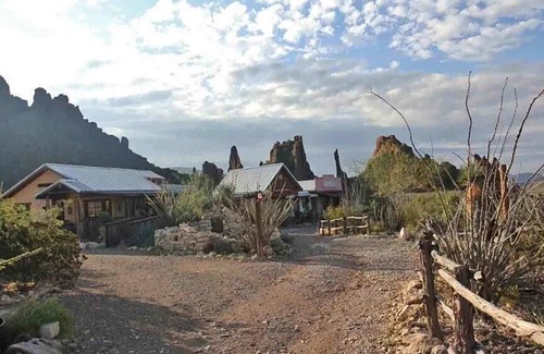 Study Butte-Terlingua Cabin | Ten Bits Ranch - Room # 20 - Law Office