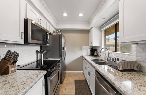 Rancho Mirage Condo | Tennis & Palm Retreat - Close to Everything!