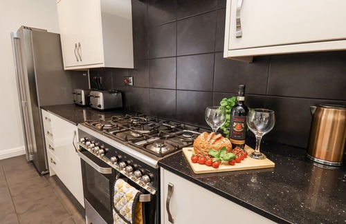 Scarborough Apartment | Tennyson House