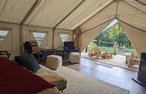 Hot Springs Other | Tent Glamping w/OFF-GRID Solar Horse Hollow Farm