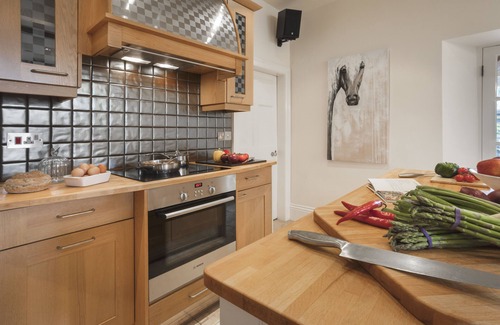 Coniston House | TENT LODGE, pet friendly, character holiday cottage in Coniston