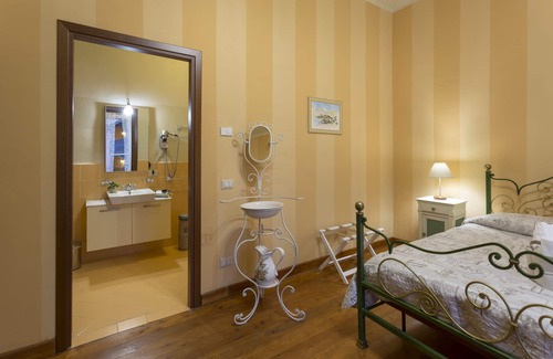 Invorio Hotel | Tenuta Montezeglio