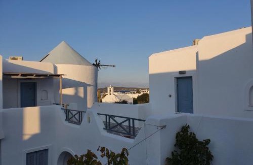 Naousa Apartment | Teoria Paros - Matsas Windmill