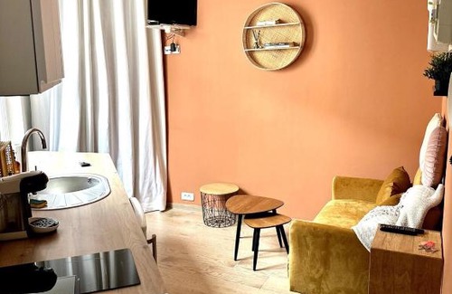 Jamin Apartment | Terra Cotta # REIMS