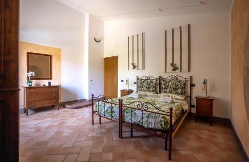 Volterra Villa | Terra di Mezzo