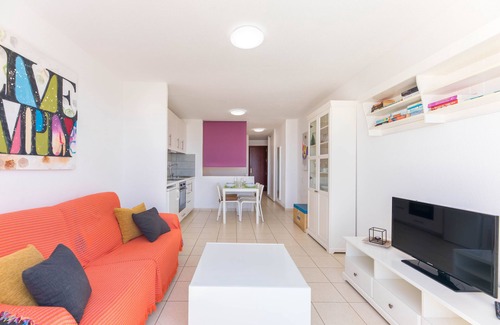 Morro Jable Apartment | terrace and ocean view, Wi-Fi, 6th floor