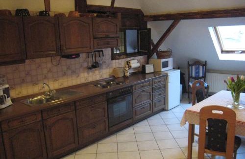 Morscheid-Riedenburg Apartment | Terrace Apartment by the Zoo