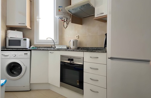 Sants-Montjuic Apartment | Terrace Haven by Plaza España