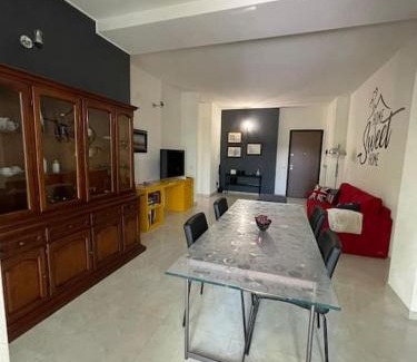 Centro Storico Apartment | Terrace house appartamento mq 80 adiacente ospedale e clinica
