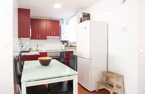 Granada City Center Apartment | TERRACE IN THE CENTER OF GRANADA WITH PARKING AND WIFI