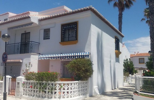 Salobrena Ski Chalet | Terraced house: garden and porch 150m from sea