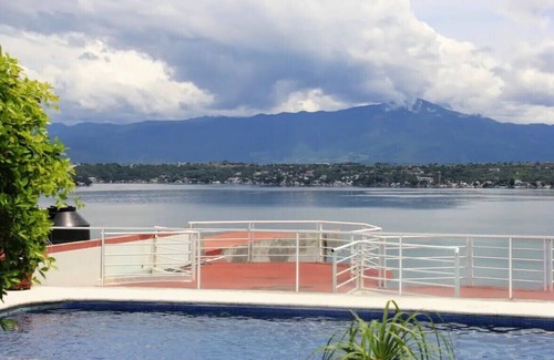 Tequesquitengo House | Terraza del Lago