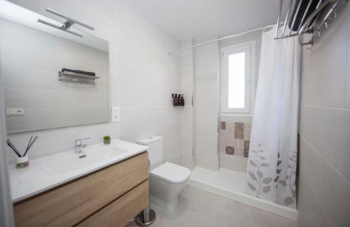 Churriana de la Vega Apartment | Terraza Soleada - Cerca Centro Granada