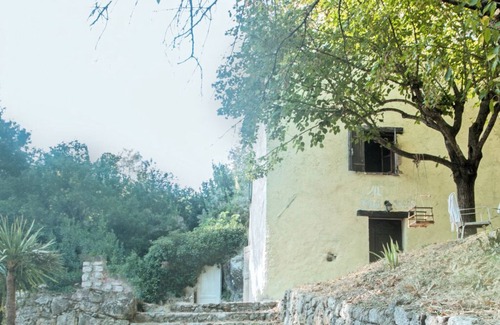 Fayence House | Terre libre, beautyfull old little house in the middle of nature, river view