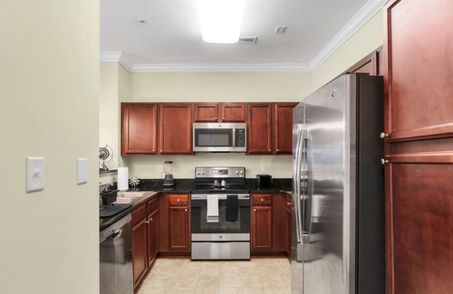 Pembroke House | Terrific townhome in charming Pembroke