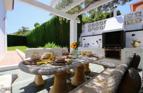 Alhaurin de la Torre House | TESS Villa Tennessee