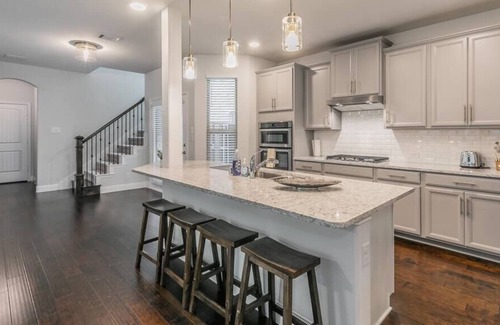 Little Elm House | Texas Corporte Housing Solutions 3 BDR Home