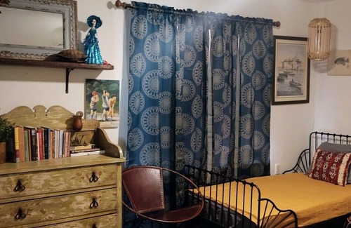 Marble Falls House | Texas Hill Country cottage near Lake Marble Falls, Pet-friendly!