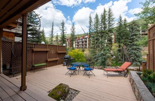 Vail Condo | Texas Townhouse On Gore Creek, Walk To Lifts, Vail Village