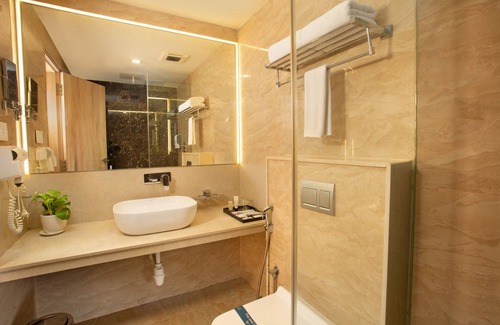 Ram Nagar Hotel | TGI SPS Grand