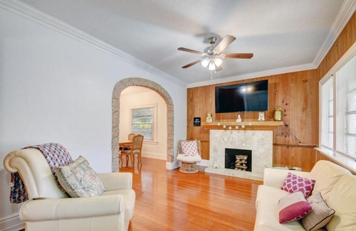 Mango Groves House | Thai Villa Downtown Historic Home - 1mi to Beach