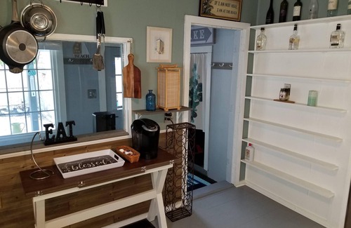 Canandaigua Cottage | That Cottage by the Lake!