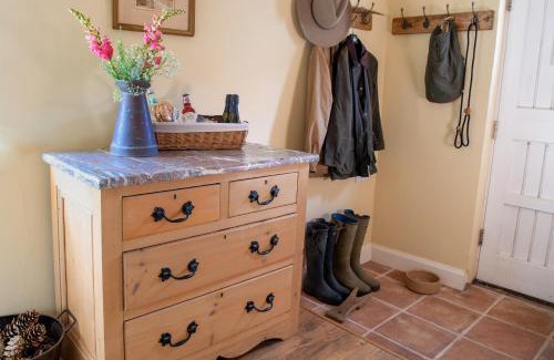 Irstead House | Thatch Cottage - luxury Norfolk Hideaway